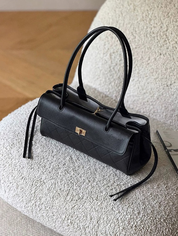 CLAREGQI 2026 여성용 새 정품 가죽 퀼트 숄 - Structured Handbag Top Handle 리뷰 및 가격